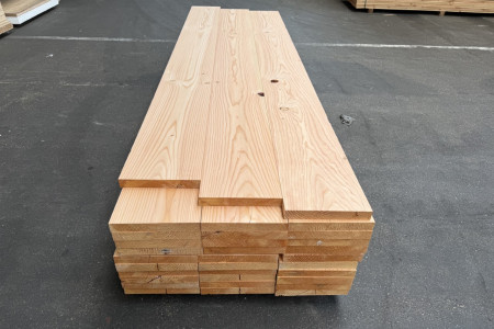Brede Douglas planken geschaafd 40mm dik en 300 & 380mm breed