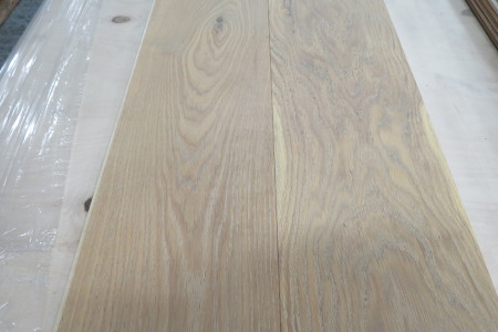 15m² Eikenhouten vloer Licht geborsteld naturel 15/4x180mm