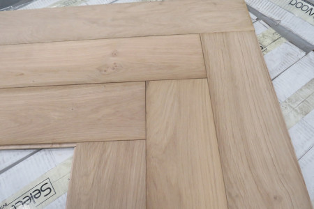 18,6m² Eikenhouten Visgraat vloer 120x720mm 16/4
