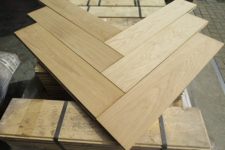 29m² Eikenhouten Visgraat vloer 20/4x120x600mm