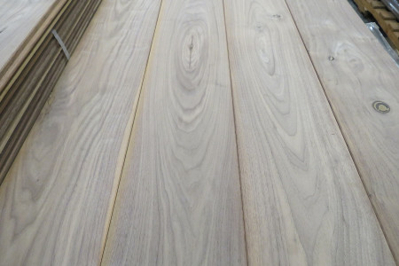 14,5m² Walnoot massief houten vloer 20x160mm