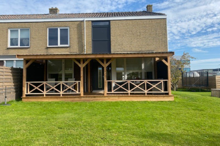 Fraaie veranda in Maasdijk
