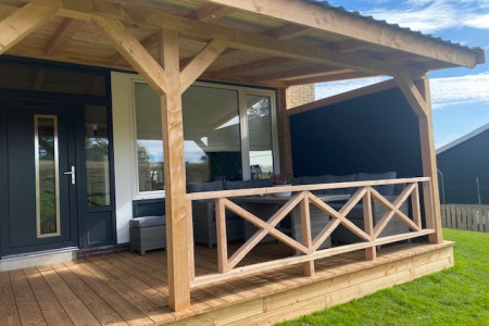Fraaie veranda in Maasdijk