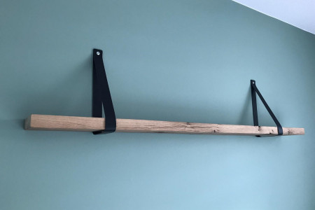 Spiegel en wandplank van oud Eiken wagondelen