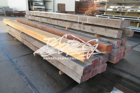 Douglas balken 200x300x6100mm in de aanbieding